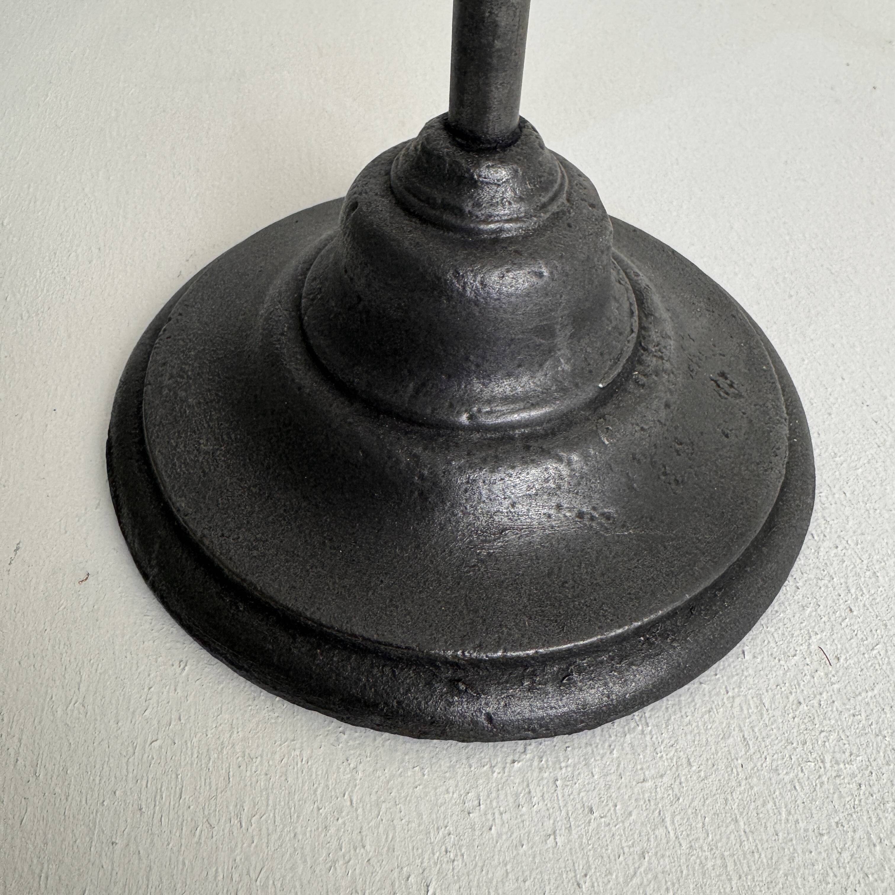 Old desk lamp raise and lower vintage
