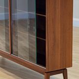 Display cabinet (by Minty)