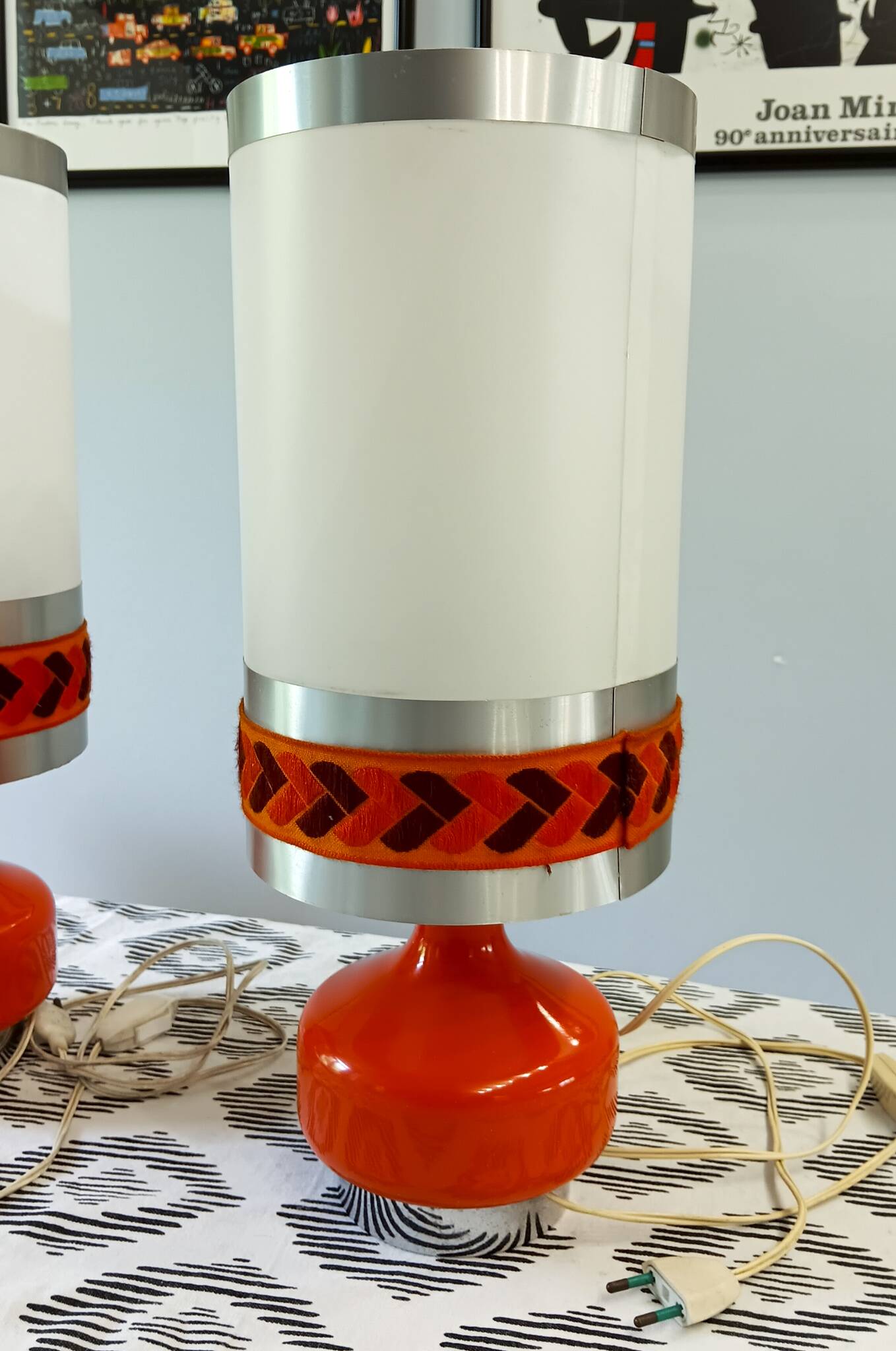 Paire de lampes de table/chevet vintage années 1970 orange.