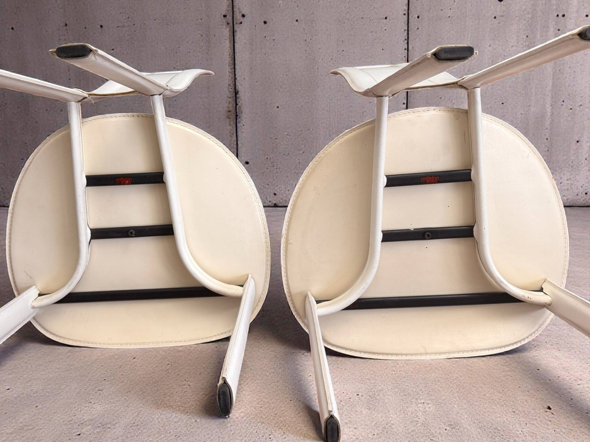 Set of 4 Cattelan Italia white leather chairs from the 1980s, vintage Italian design