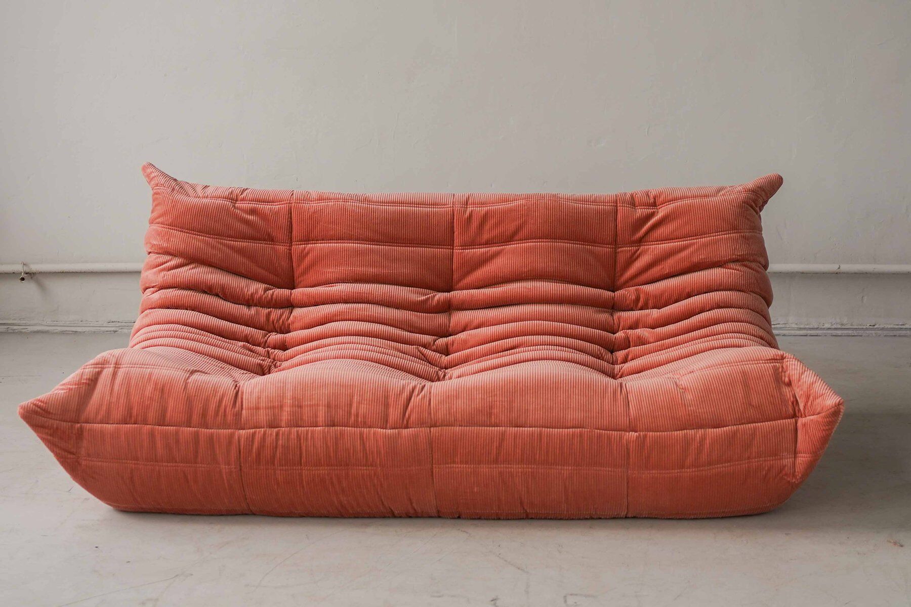 Coral corduroy Togo living room set by Michel Ducaroy for Ligne Roset, 1979, set of 5