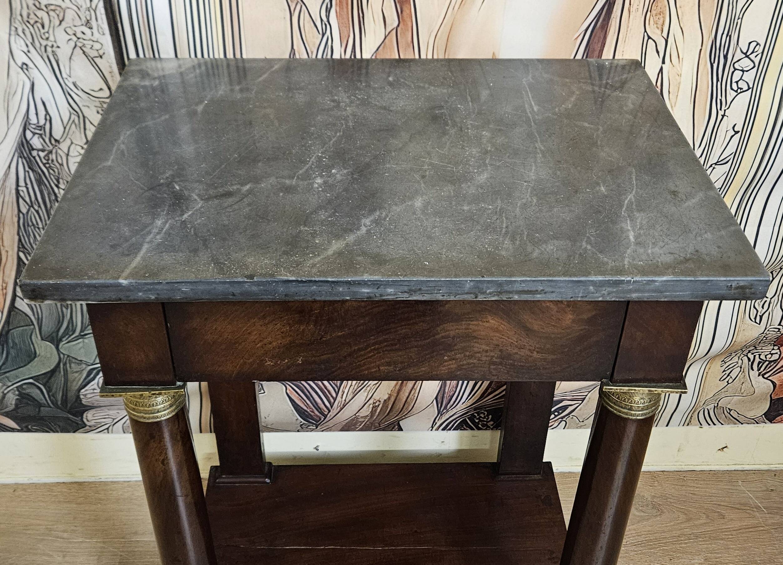 Console / Side table in mahogany and marble – Empire period, 19th century