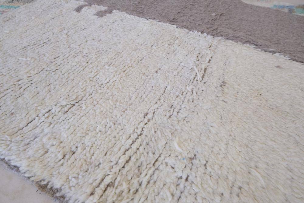 Contemporary Berber Rug - 256 x 154 cm