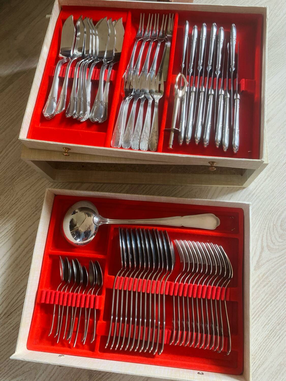 Ménagère Guy Degrenne 73 pièces