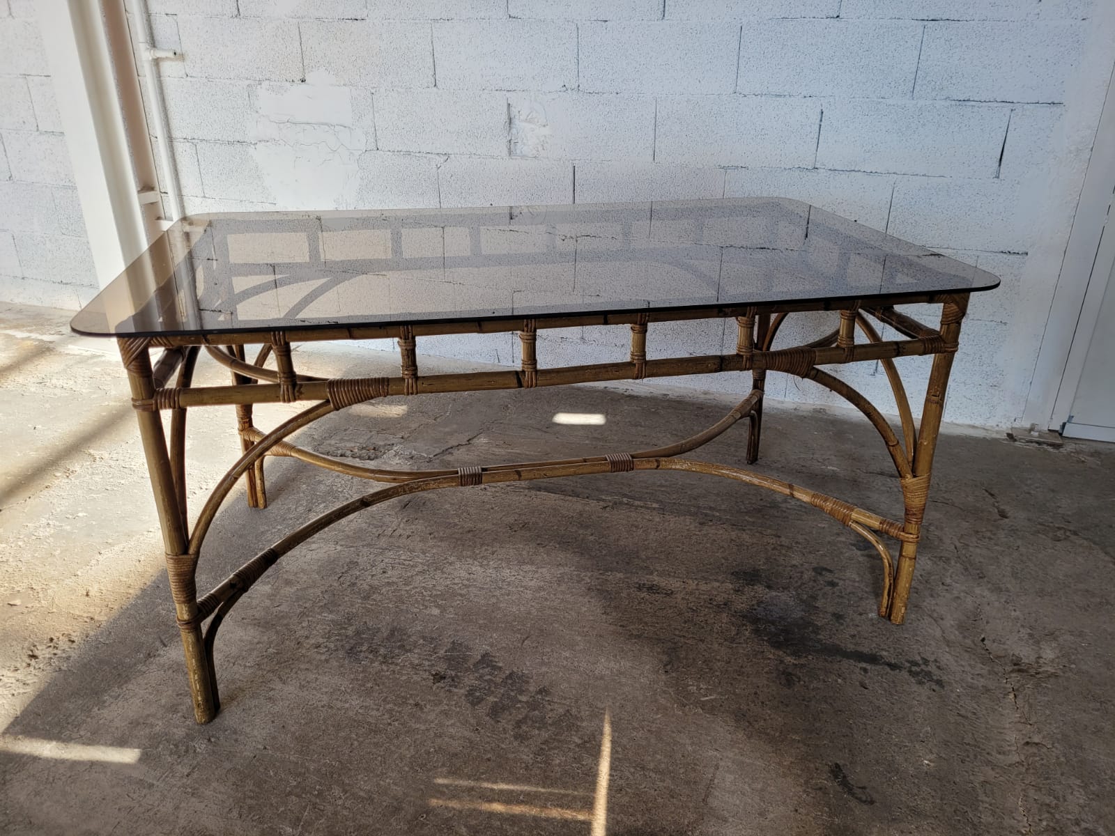 Table Dal Vera en bambou et rotin, design italien 1970