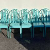 Ancienne chaise de restaurant
