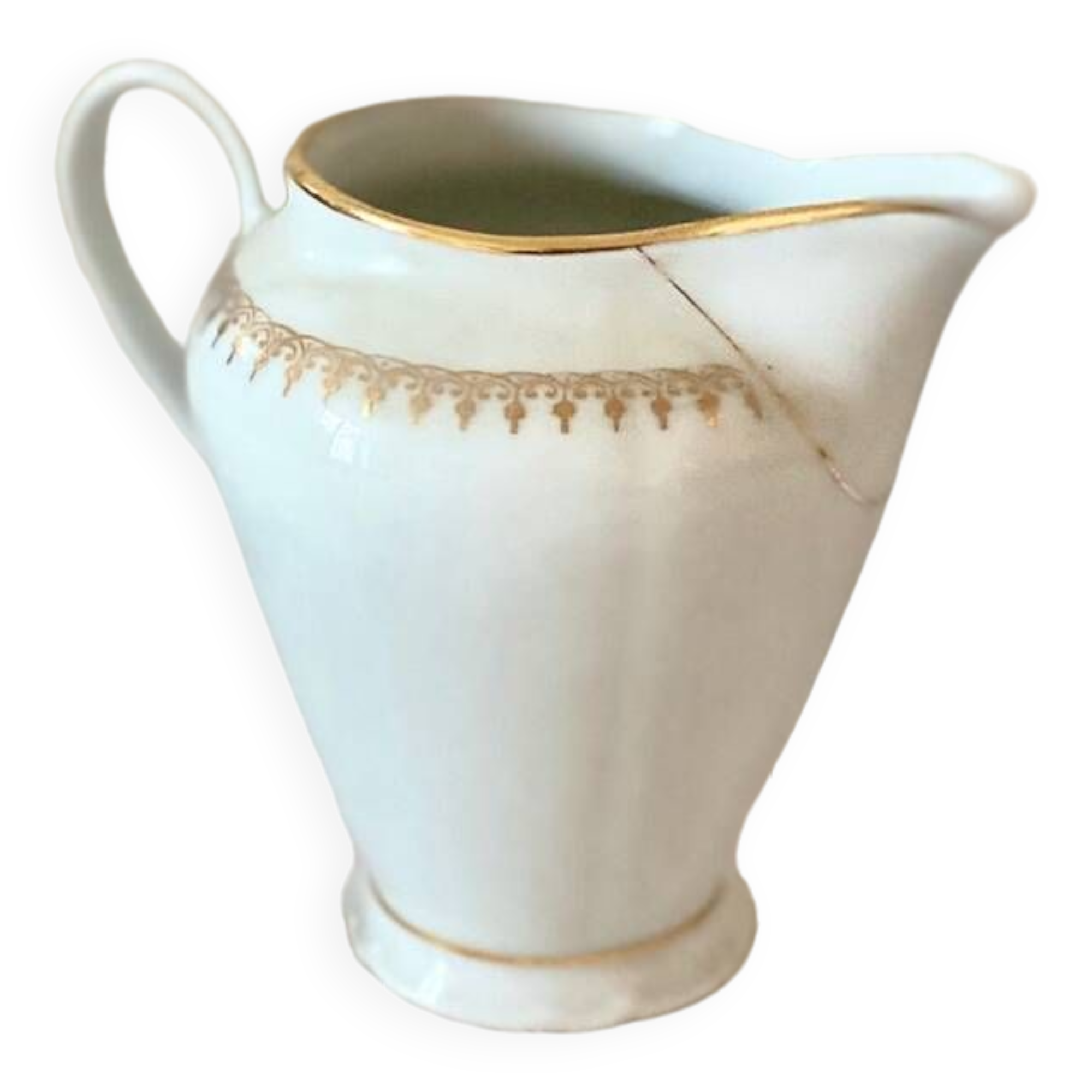 Fine porcelain milk jug from SOLOGNE France