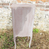 Ancienne table de chêvet en bois cerusé gris