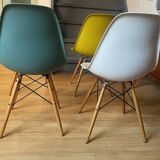 Eames VITRA chair