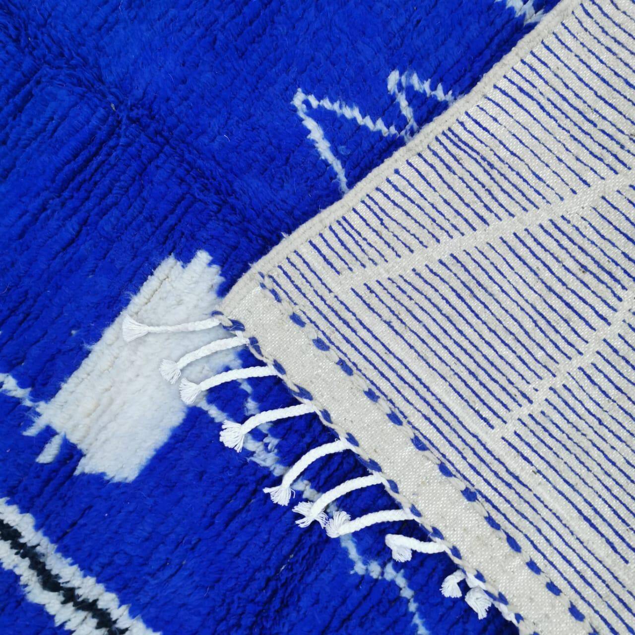 Moroccan handmade rug 3 x 2 m