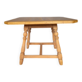 Dining table. 20th century