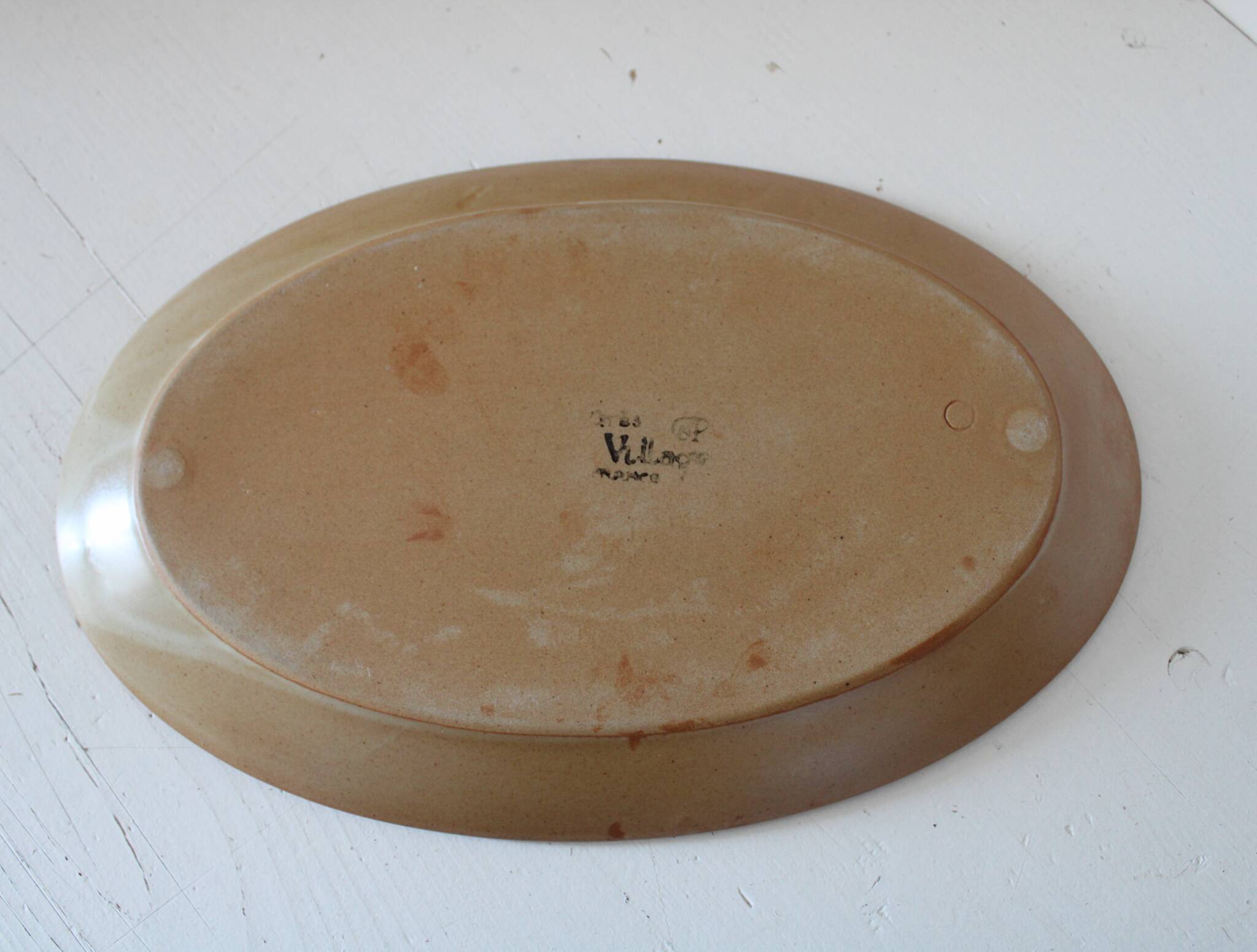 Oval dish, Stoneware Village