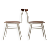 Paire de chaises en bois nordiques