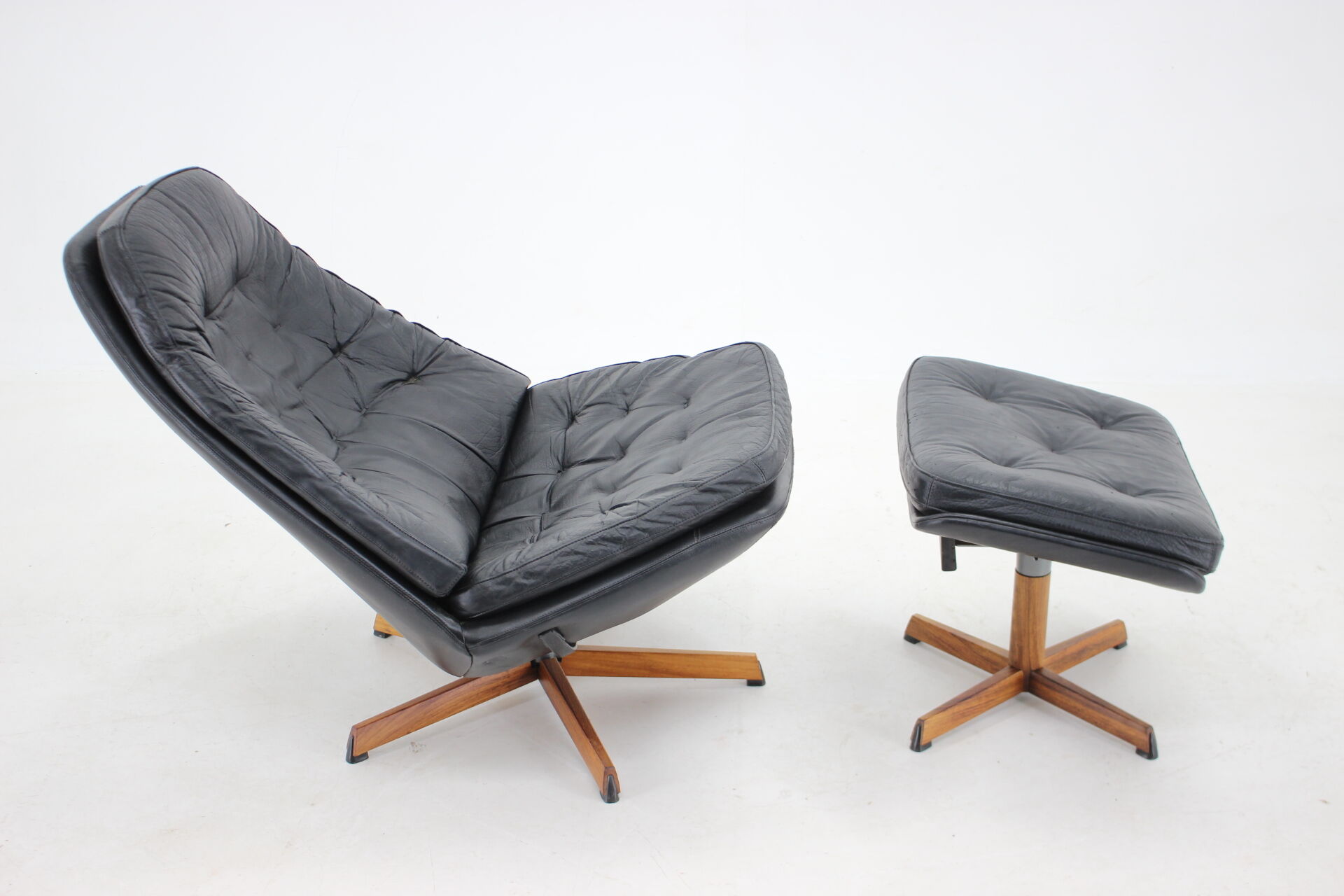 Madsen and Schubell Black Leather Reclining Chair and Stool, Denmark 1960