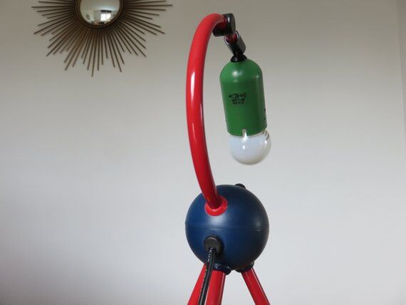 Lamp memphis of the 1980s