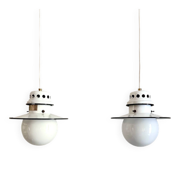 Pair of pendants -BRE-