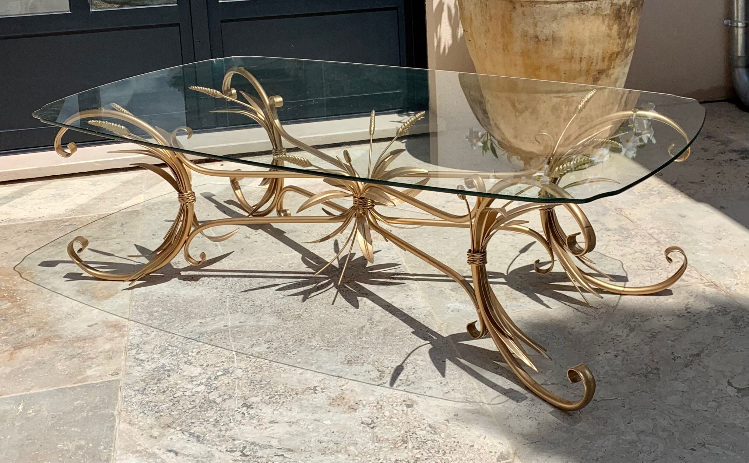 Coffee table ear of wheat in gilded metal