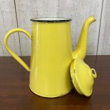 Yellow enamelled coffee maker