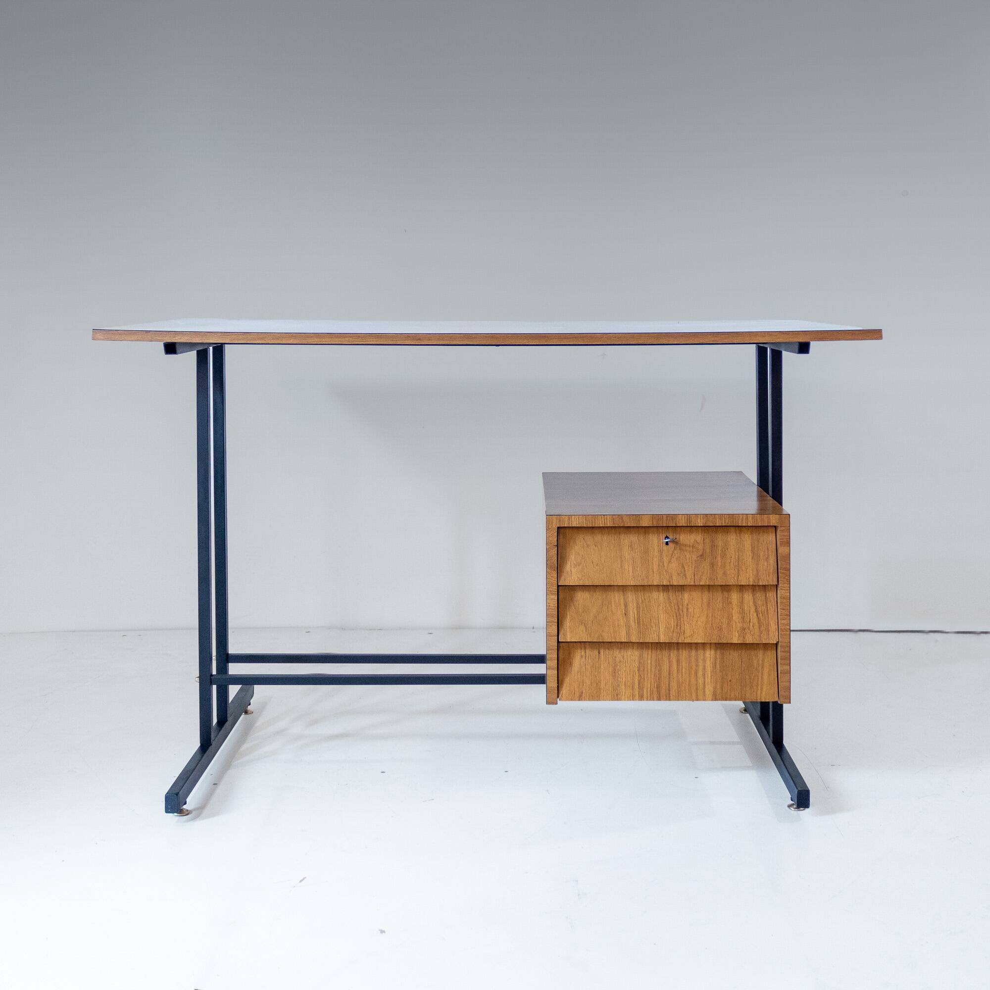 Mid- Century Modern Writing Desk, Brass and Metal, Italy 1960s