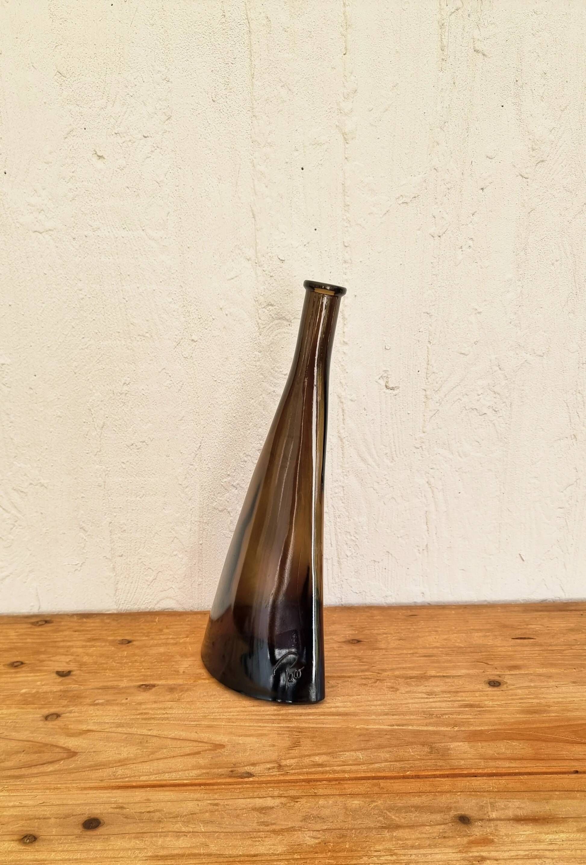Vintage decorative bottle Paco O Frey in smoked glass from the 1970s.