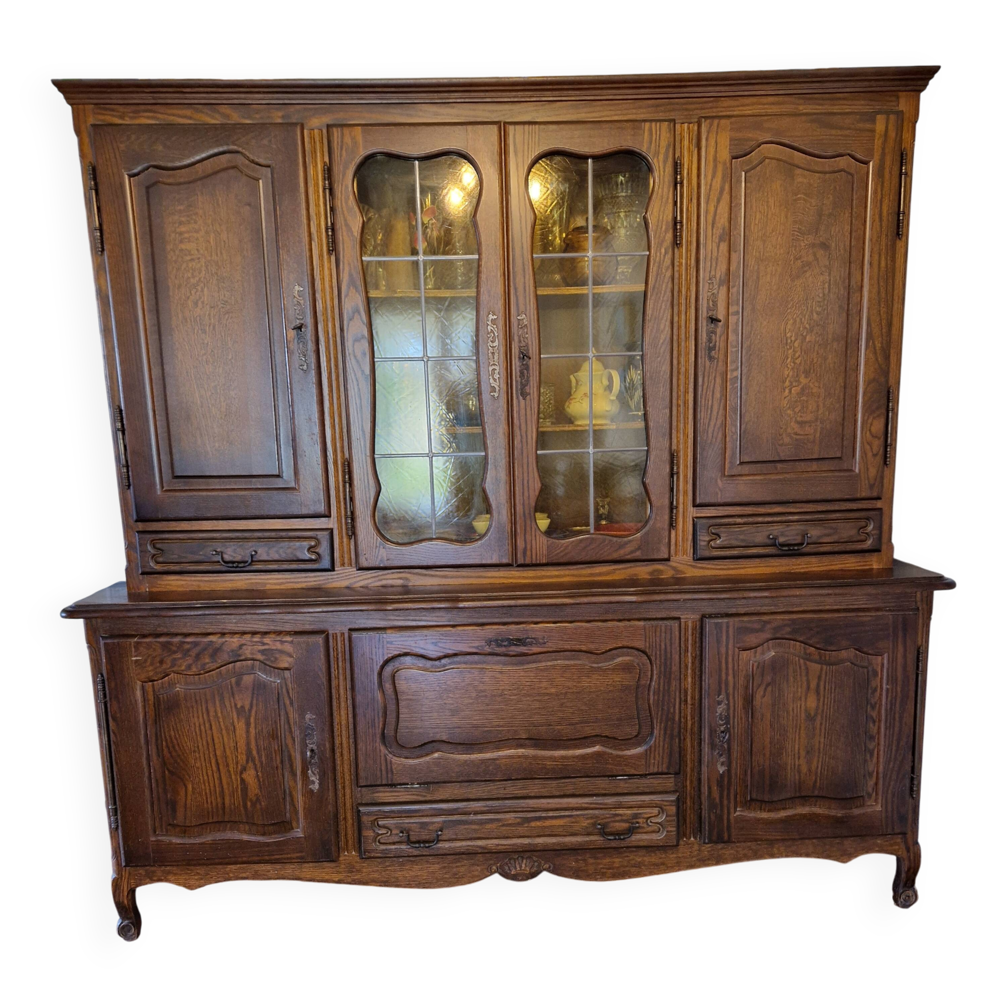 Glass-fronted cabinet