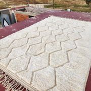 Beni Ouarain rug 300x200 cm – Natural cream wool – Diamond pattern in tone
