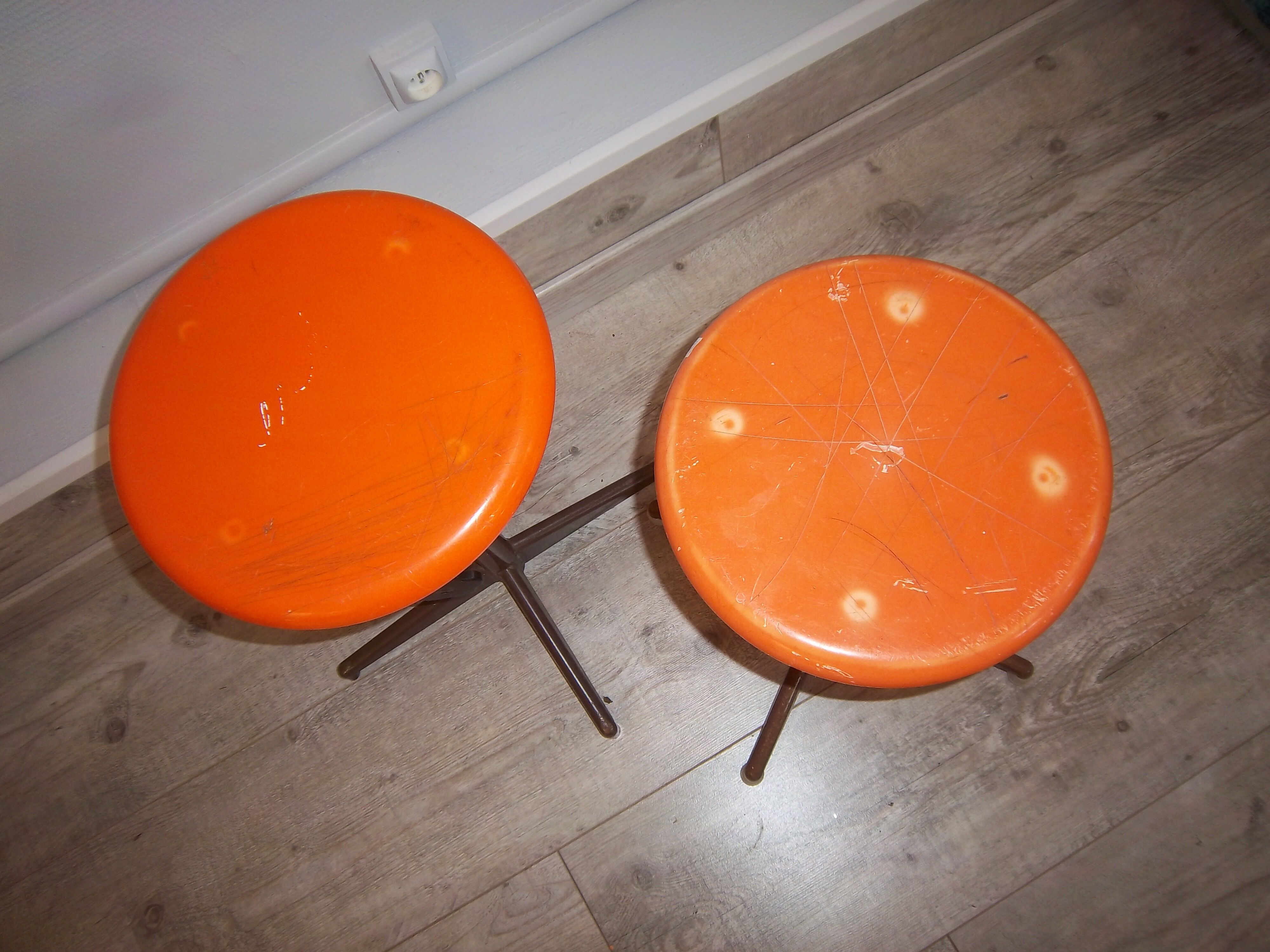 Pair of industrial workshop stools of 1960
