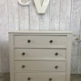 Antique chest of drawers