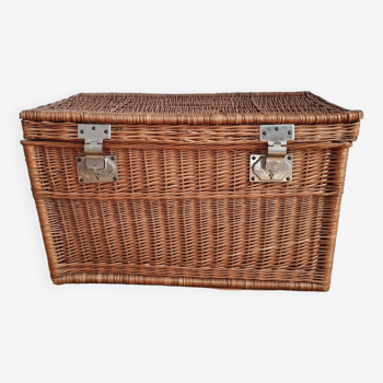 Large wicker trunk