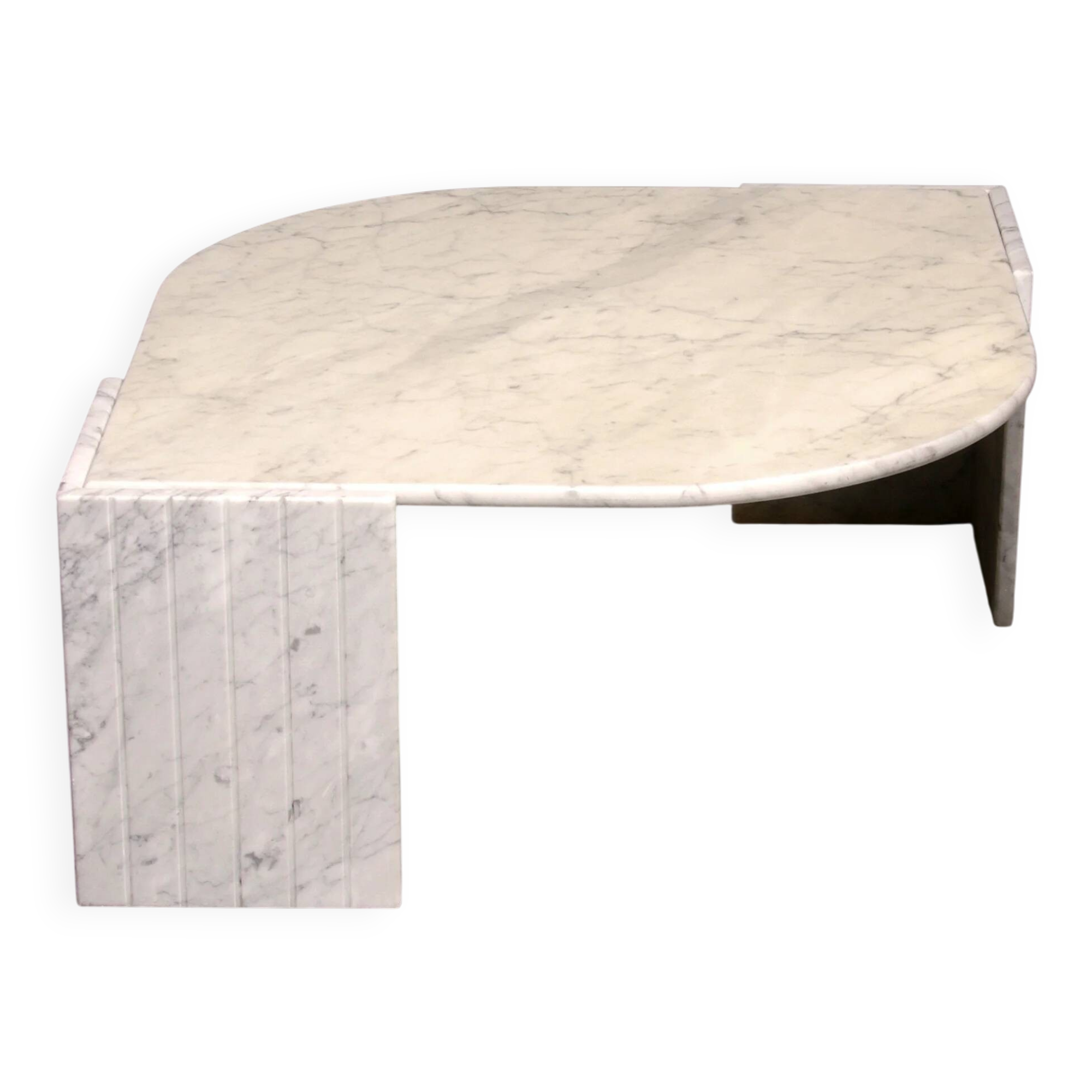 Table basse italienne en marbre en forme de larme, années 1980