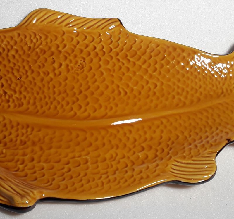 Zoomorphic fish plate Poet Laval