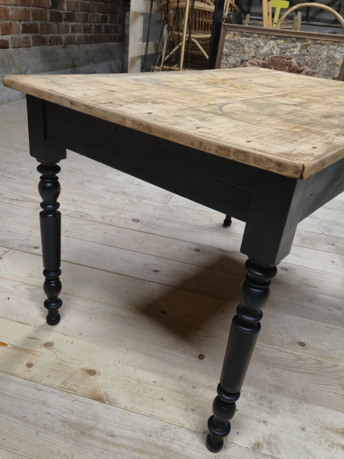 Louis Philippe style 1900s bistro farmhouse table with swivel legs