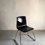 7 chaises empilables en acier tubulaire Pagholtz | Allemagne de l’Ouest | années 1960