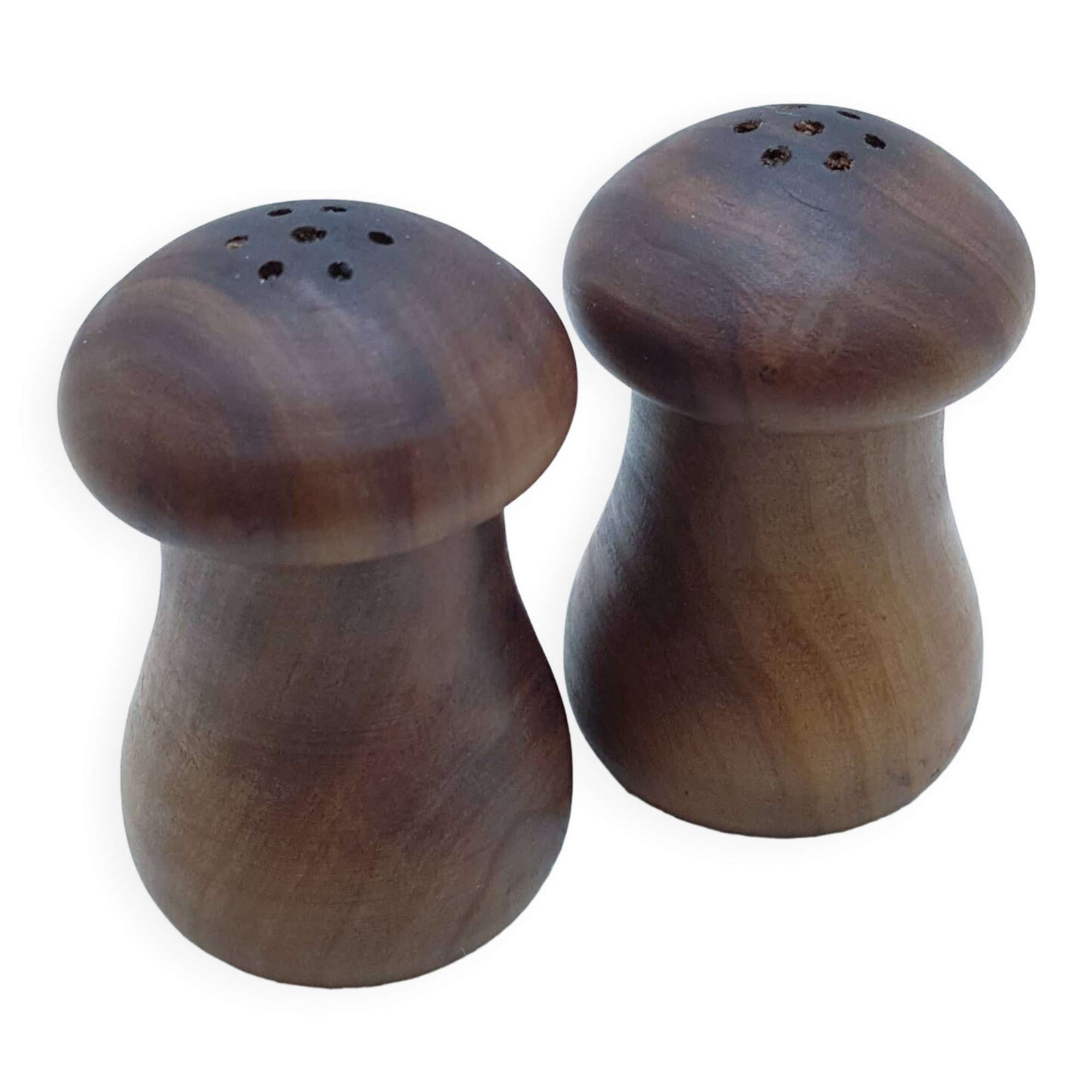 Salières et poivrières en bois