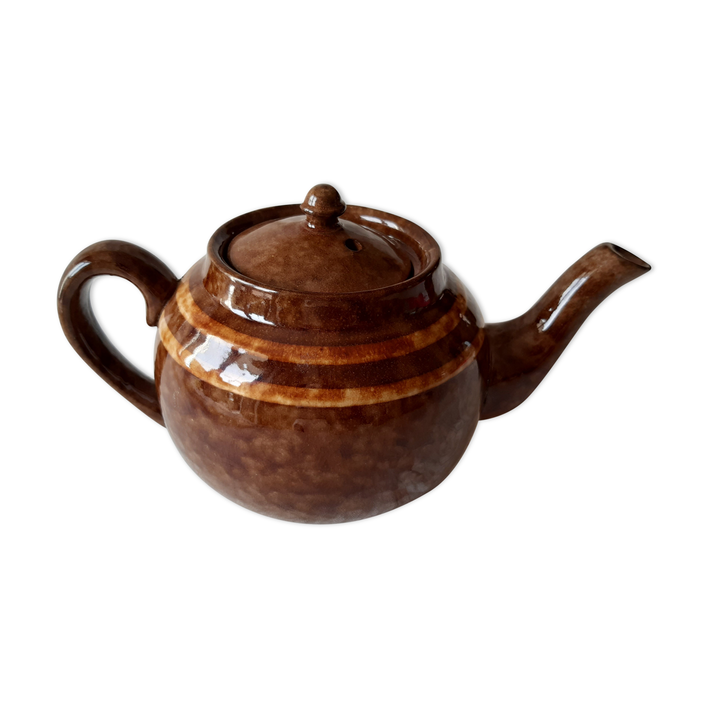 Art deco style teapot