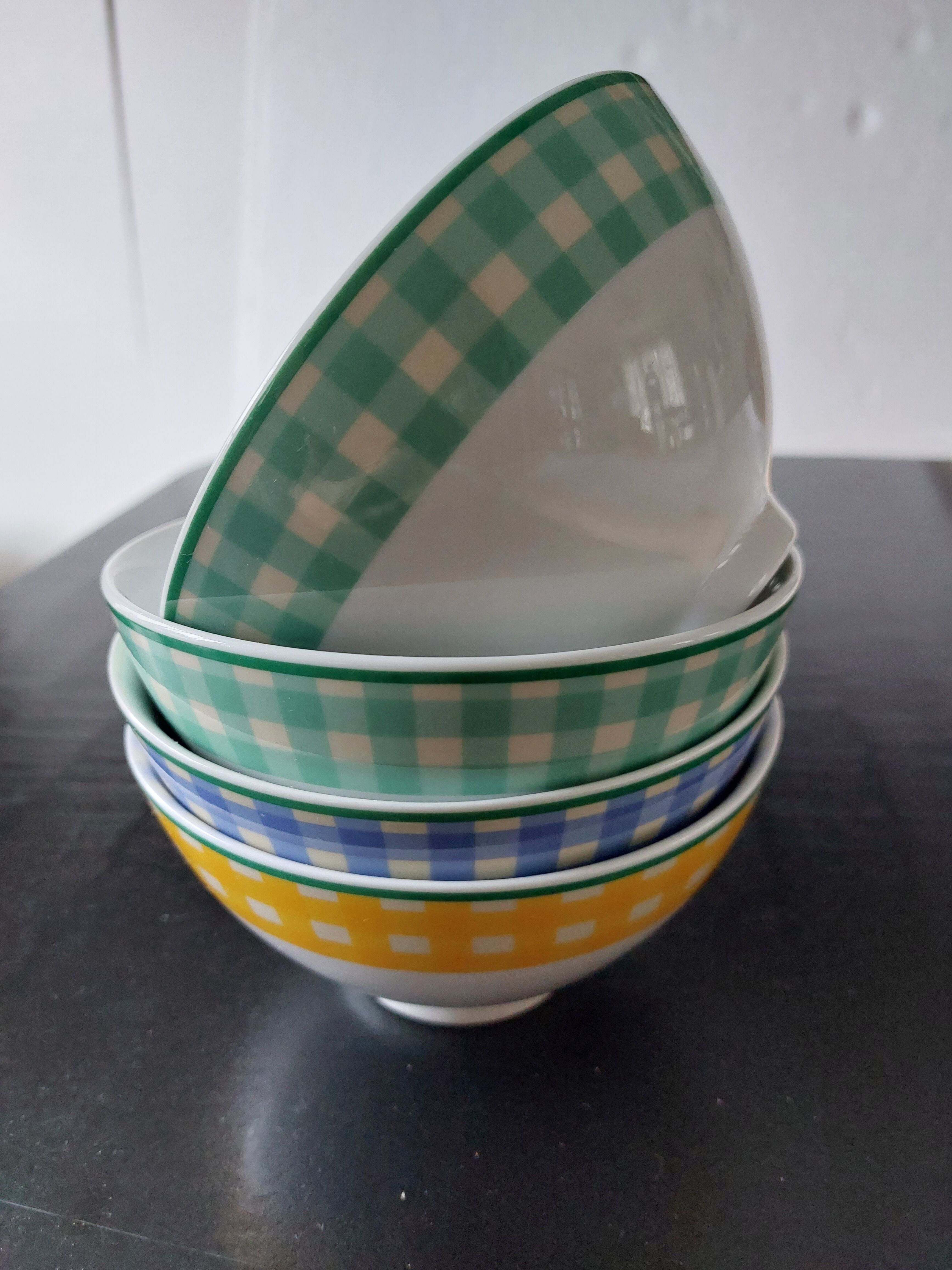 Set of four gingham pattern bowls