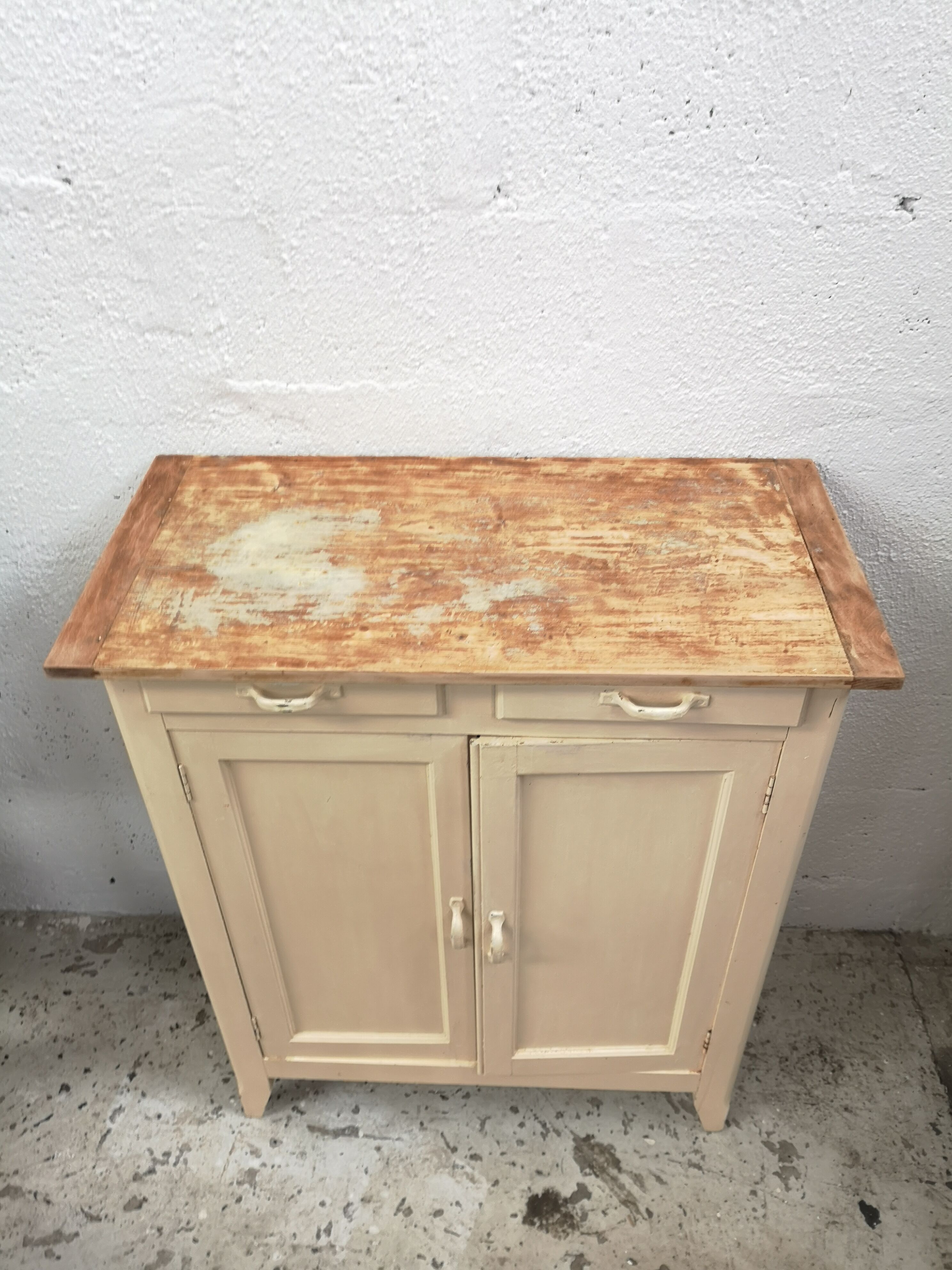 Former parisian buffet