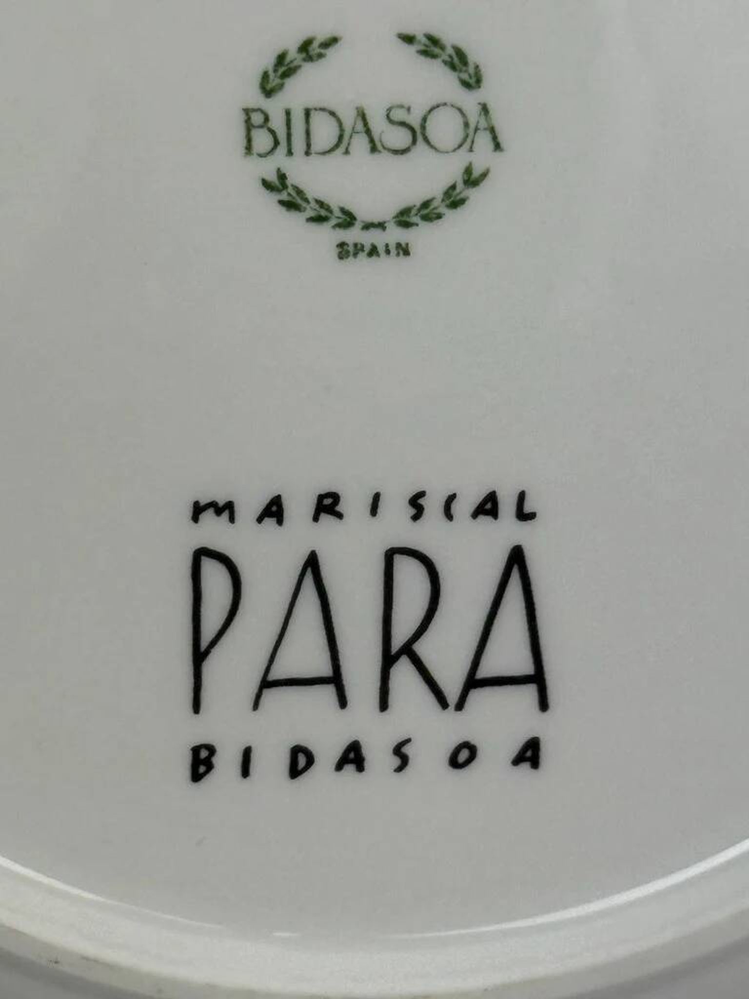 Javier Mariscal for Bidasoa, set of 18 plates.