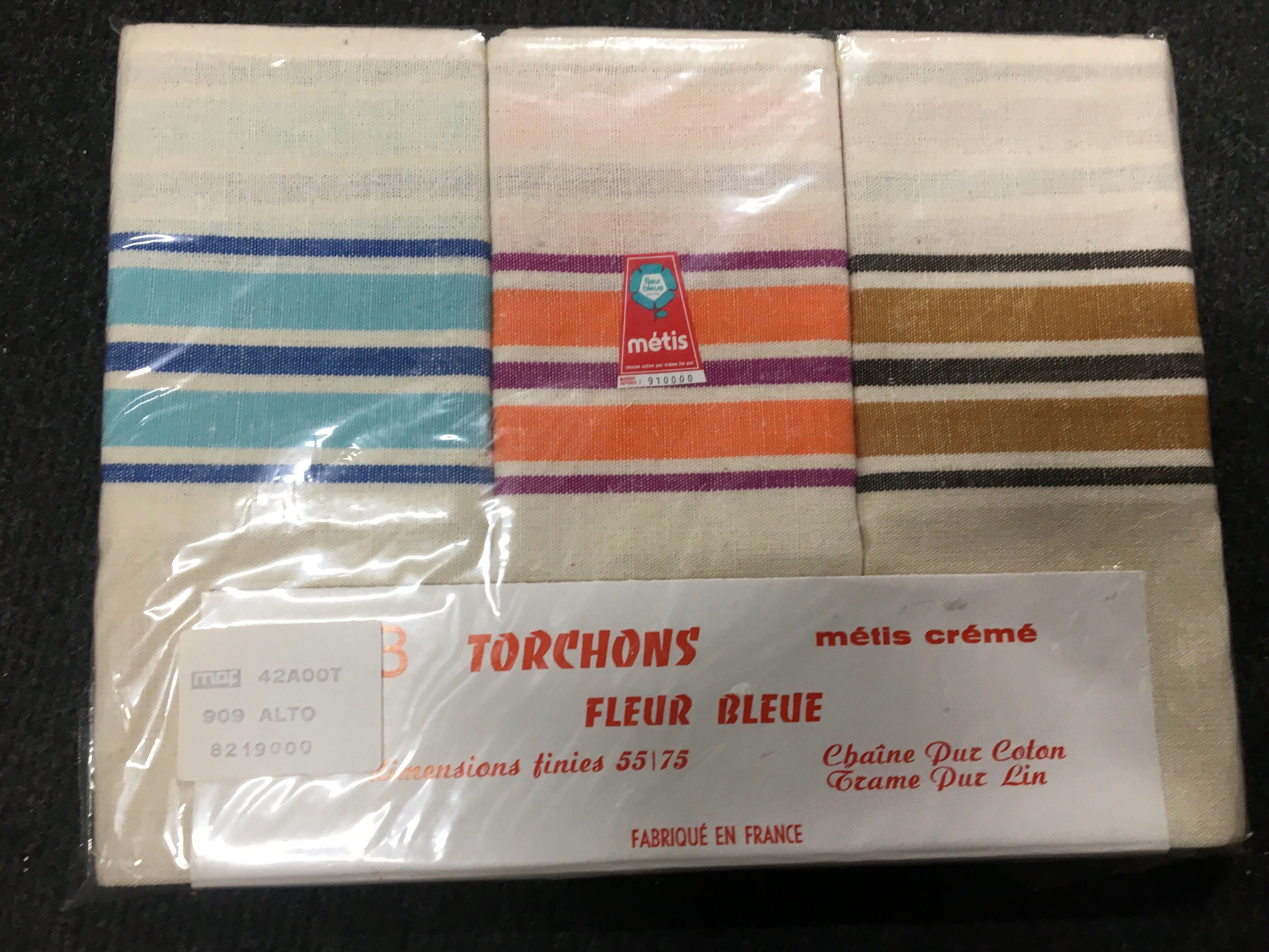 set of 15 old tea towels new in linen and cotton