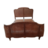 Bed and box spring canna