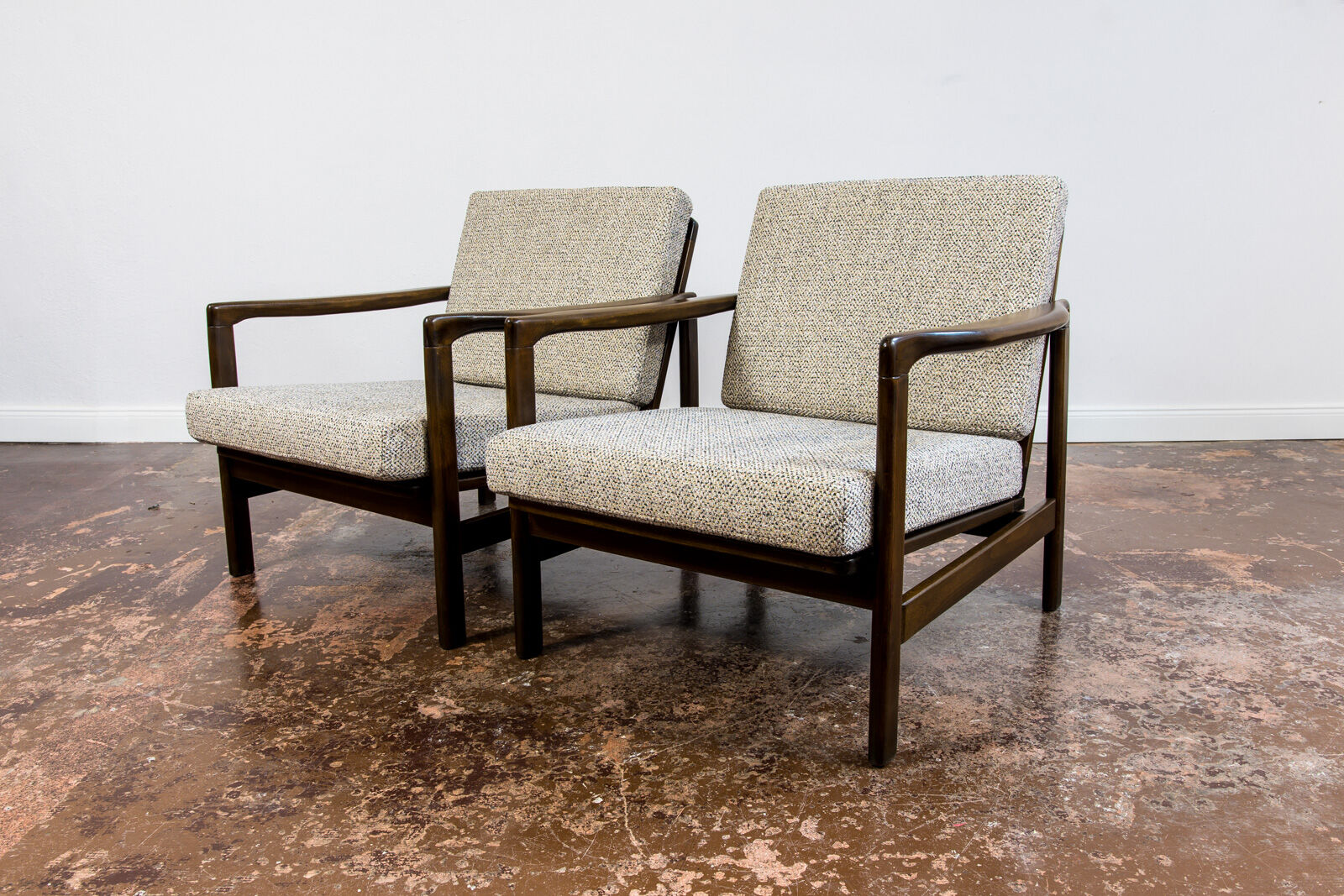 Pair of Restored B-7522 armchairs by Zenon Bączyk, 1960’s