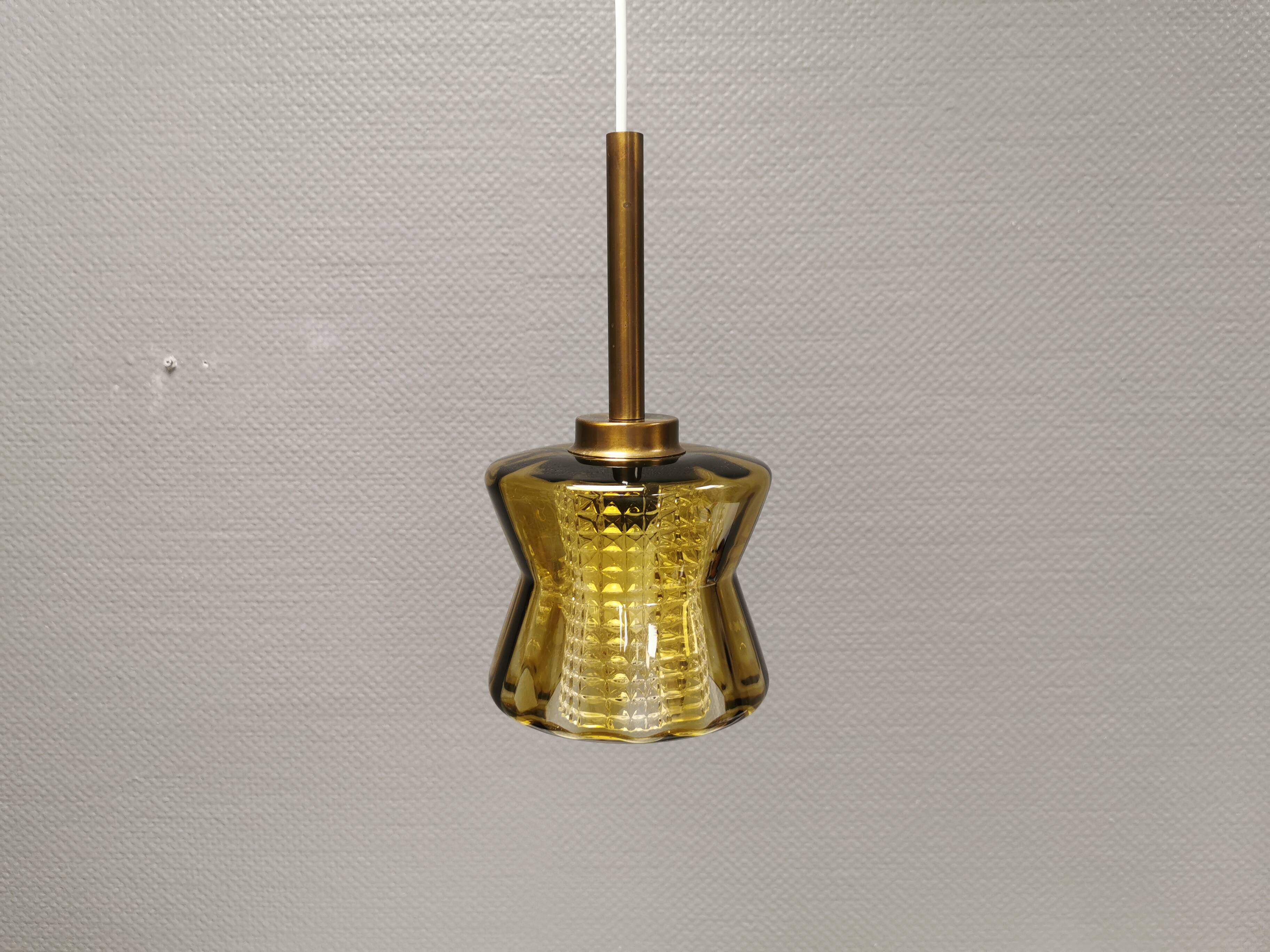 Lampe suspendue suédoise par Carl Fagerlund pour la verrerie Orrefors, années 1970.