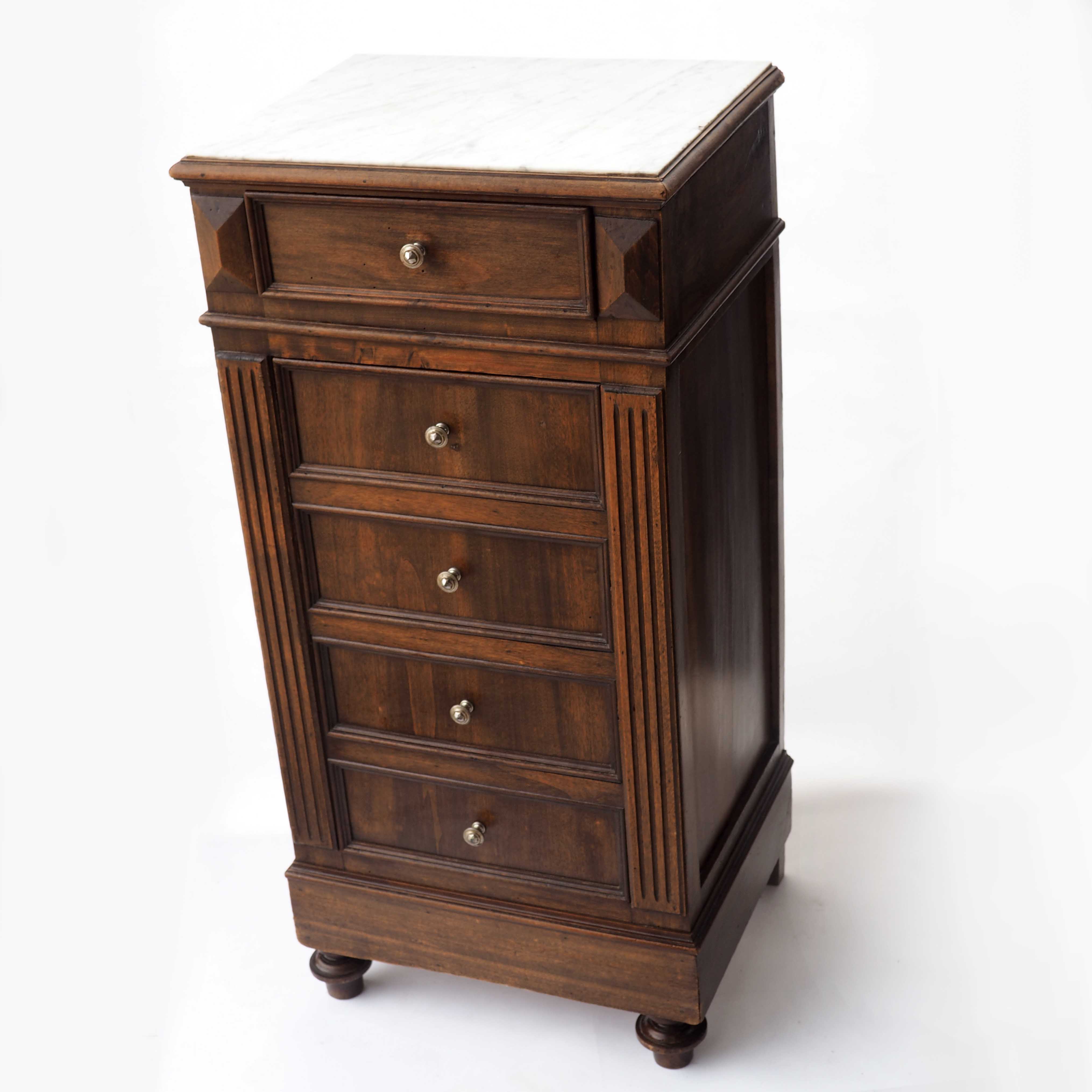 Old marble ragpicker