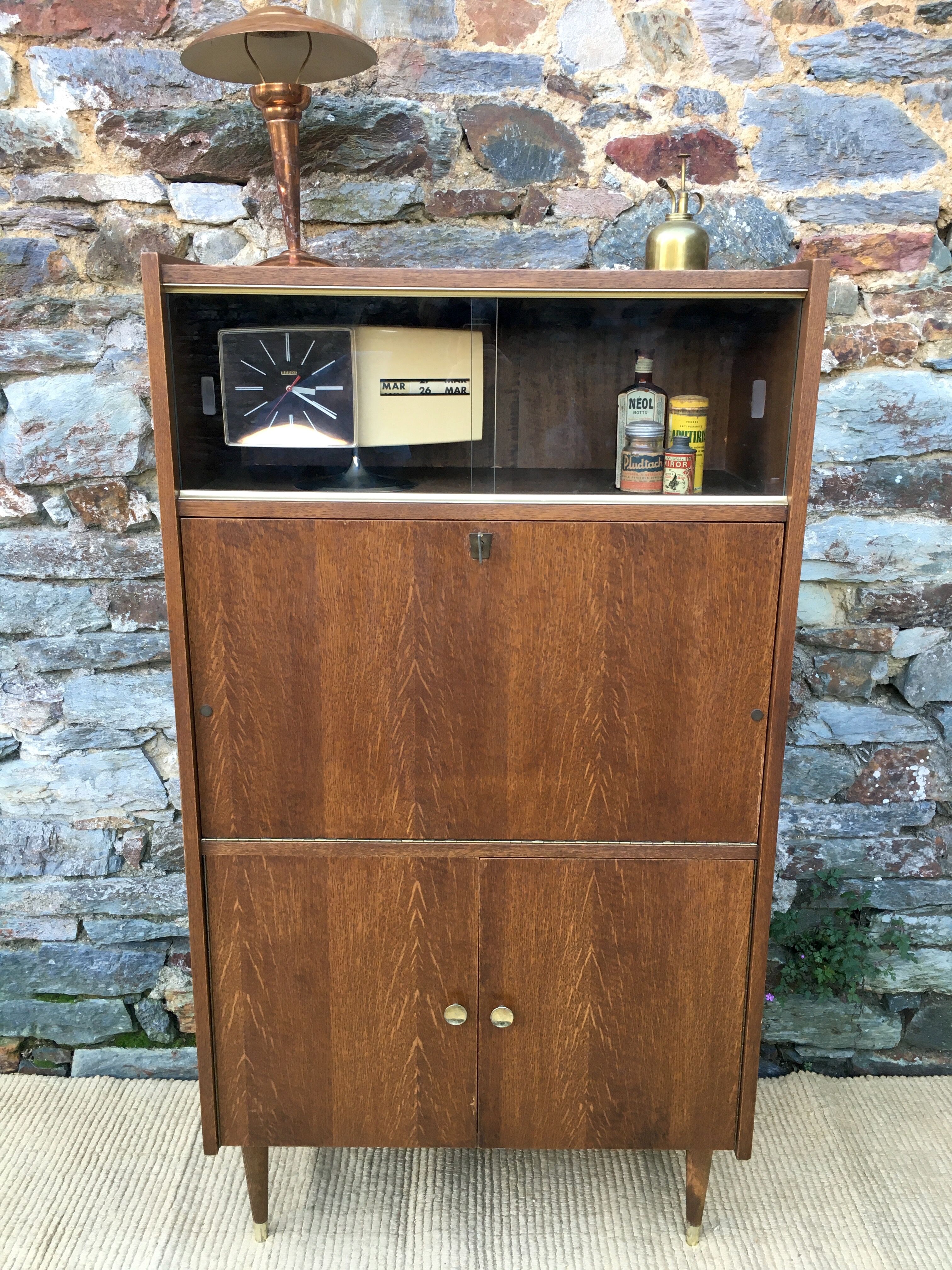 Vintage Secretary 50'