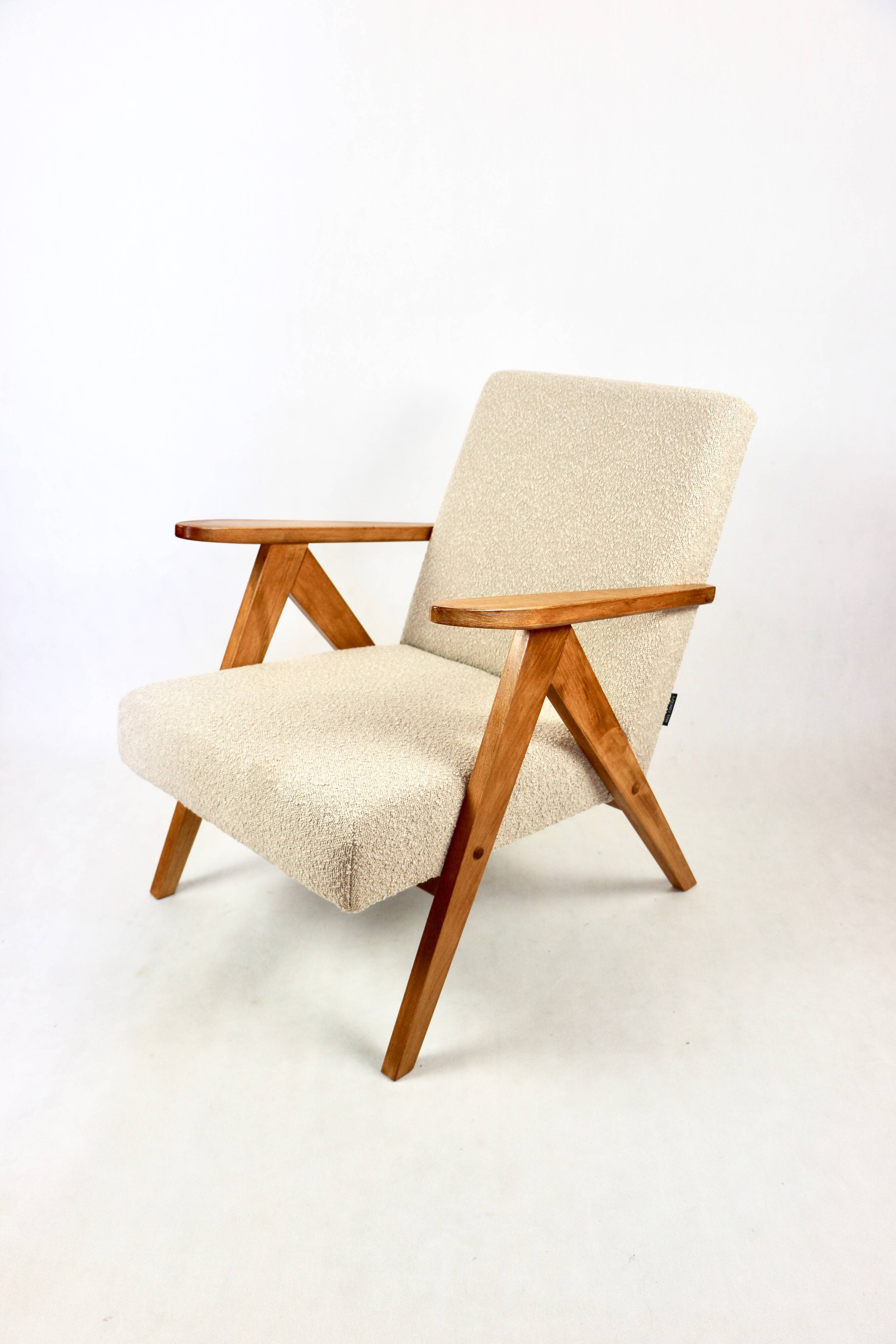 Vintage armchair B-310 VAR beige structural boucle 1970s - 2 pieces available - light wood