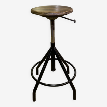 Bao adjustable industrial stool