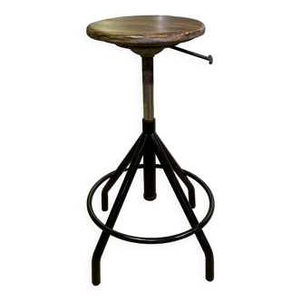 Bao adjustable industrial stool