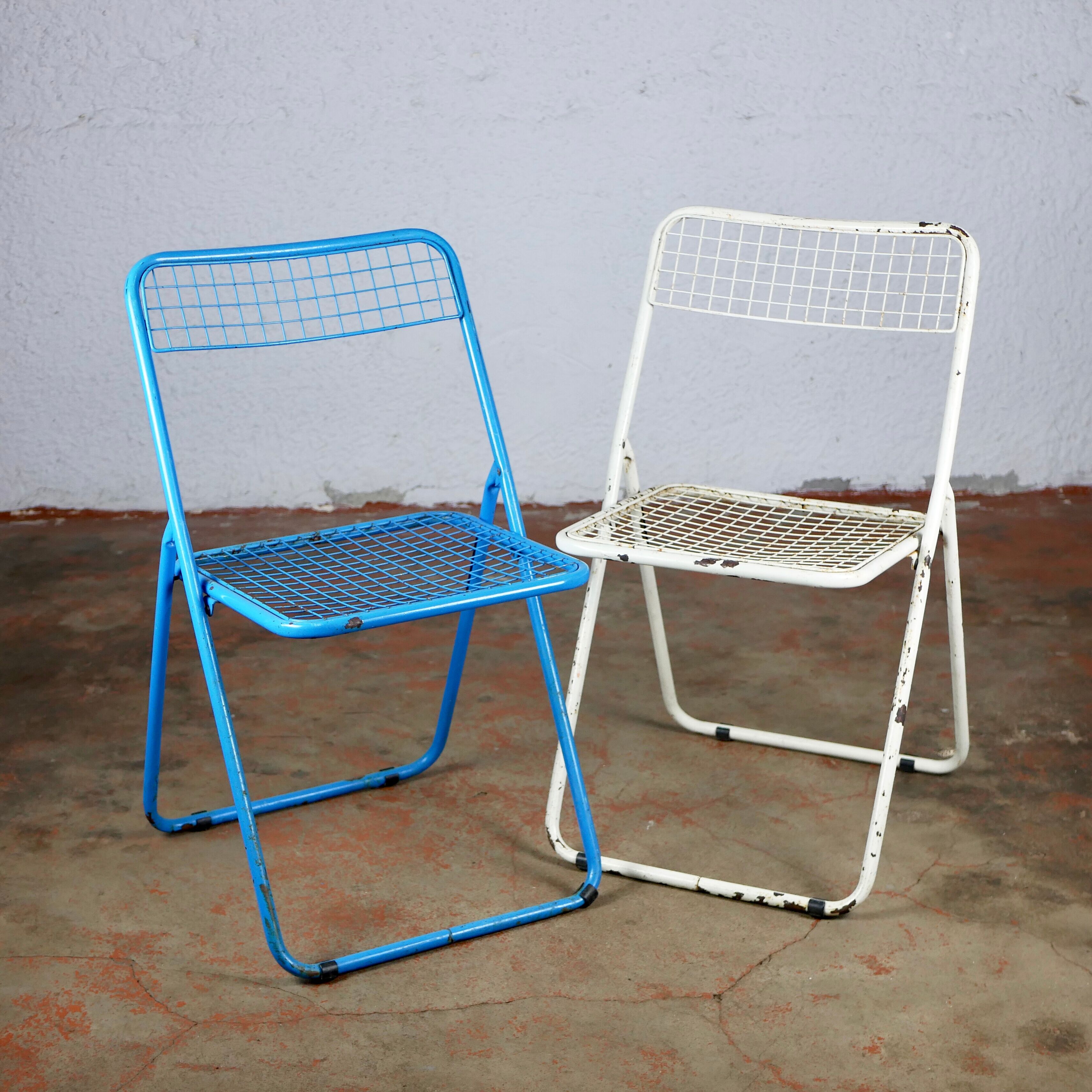 Series of 4 Ted Net chairs, by Niels Gammelgaard