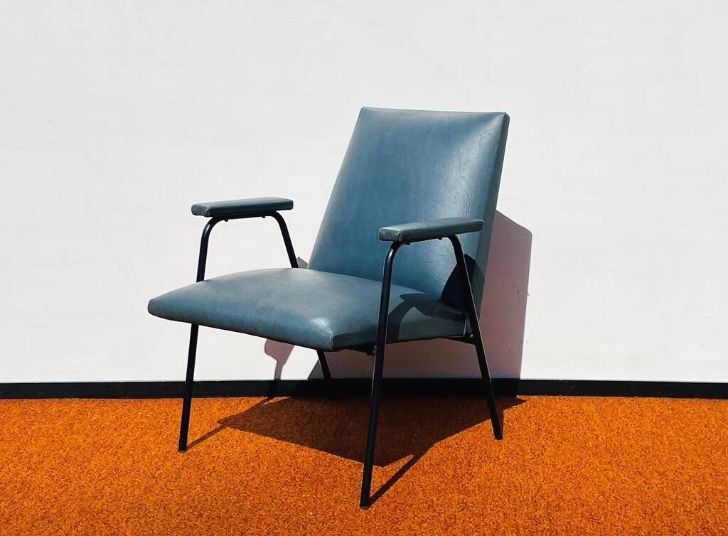 Pair of armchairs model Robert by Pierre Guariche for Meurop. Vintage 60s.