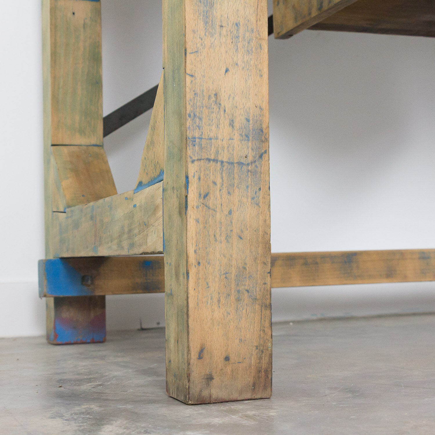 Industrial workbench